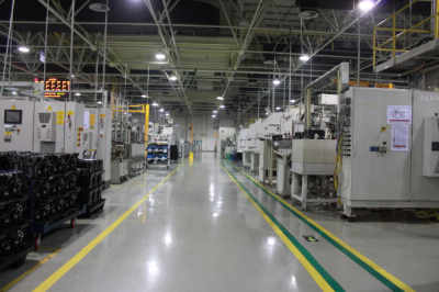 新聞 萊蕪車庫環(huán)保薄涂環(huán)氧地坪漆 誠信商家